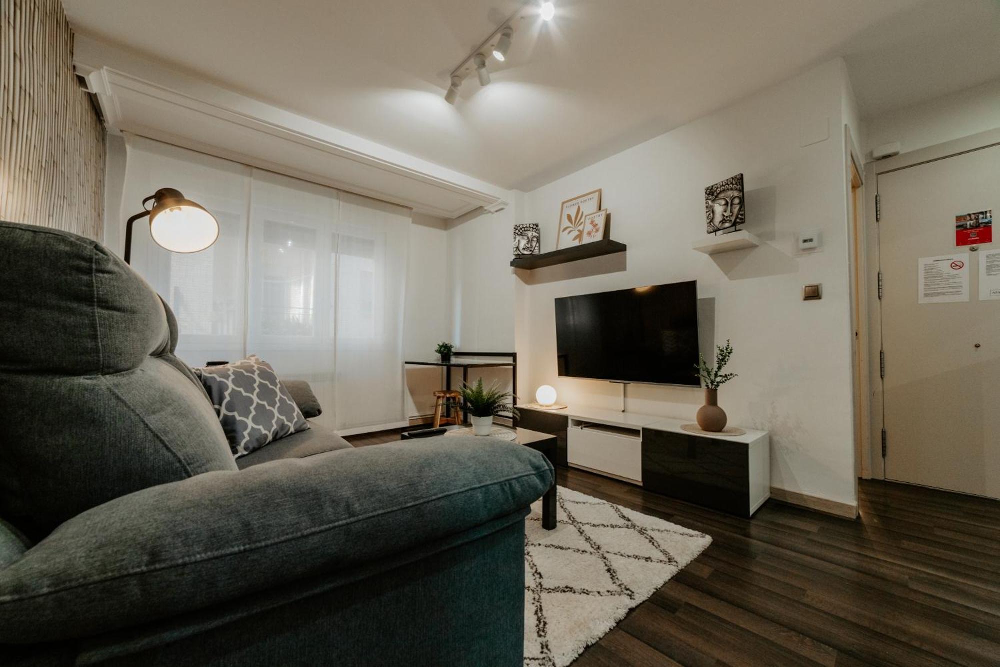 Palacio De Justicia Apartment *
